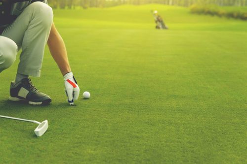 How does a drop work in golf?