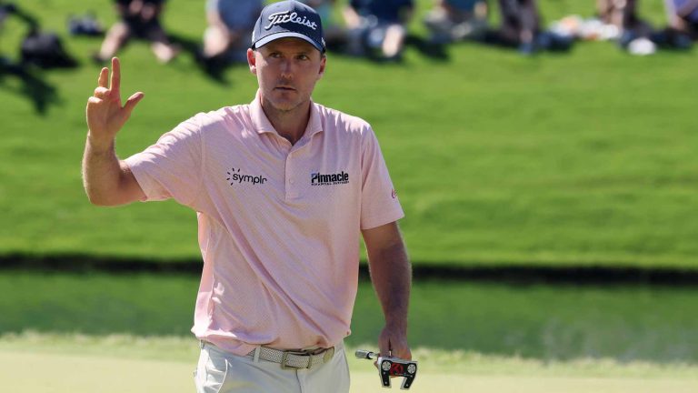 What’s in his Charles Schwab-winning bag